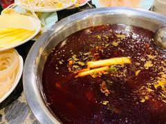 -肖肖酸萝卜鱼火锅(总店)
