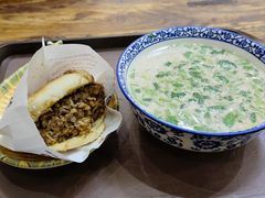 -穆得·老周家牛肉烧饼(普利街店)