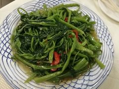 -渝君重庆火锅(嘉宾路店)