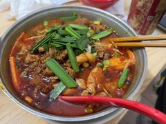 -铁锅哥米线