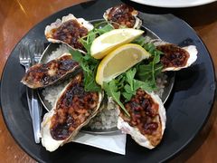 -12 Rocks Beach Bar Cafe