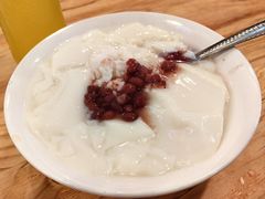 醪糟冰豆腐花-车沾巷·重庆老味豌杂面