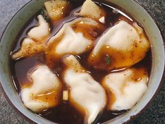 酸辣水饺-春阳水饺(香槟广场店)