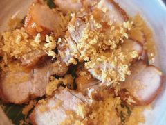 -Chom Cafe and Restaurant