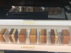 -Laderach 莱德拉(上海环贸iapm店)