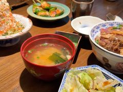 -一豚轩·烧鸟·豚骨拉面(五四路店)