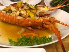 龙虾-拉威海鲜市场