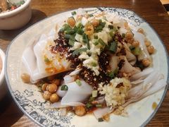 家乡卷粉-阿婉贵州苗家酸汤鱼(梅林店)