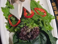 -老牌坊云南鱼豆花火锅(哈西万达店)