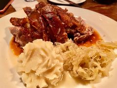 烤猪肘-宝莱纳啤酒花园餐厅PAULANER BRAUHAUS Nanjing(广州路店)