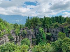 -梭布垭石林景区