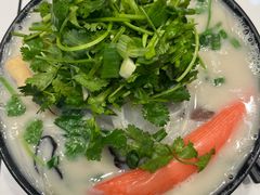 -肥汁米蘭香港米线(长宁来福士店)