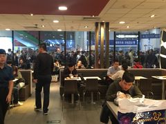 大堂-麦当劳(北京南站店)