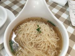 -新大咀港式茶餐厅(宝山万达店)