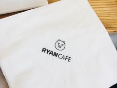 -KAKAO FRIENDS(弘大店)
