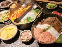 -三出山火锅(南京万象天地店)