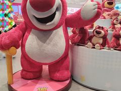 -名创优品(山东青岛华润万象城店)