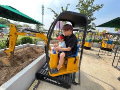 -季高兔窝窝亲子园(上海薰衣草公园店)