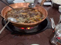 -朝伟清真铜瓢牛肉馆(三十年老·店)