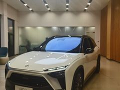 -蔚来体验中心(北京亦庄店)