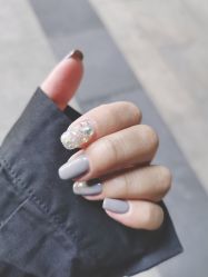 -吉吉靓甲美睫