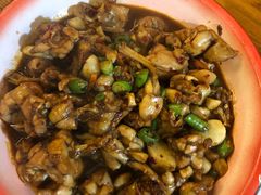 嫩豆腐牛蛙-老三样·美食研究中心(世贸路店)