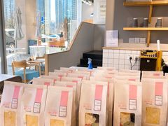 -焙丽拾光(麦凯乐直营店)