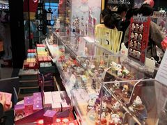 -泡泡玛特POPMART(大卫城店)