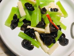 -绿茶餐厅(城西银泰城店)