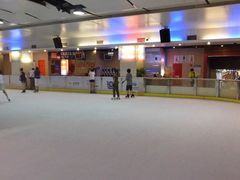 -冠军冰场CHAMPION RINK(百联又一城店)