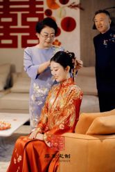 -藤薰定制中式嫁衣礼服旗袍店