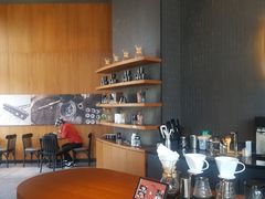 -星巴克(西安曲江银泰店)