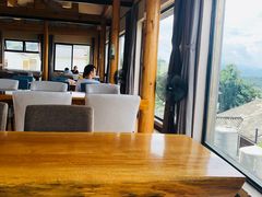 靠窗位-无有景观餐厅·铜瓢牛肉·下午茶