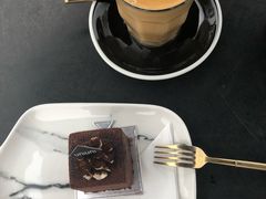 -UNI UNI(环亚凯瑟琳店)