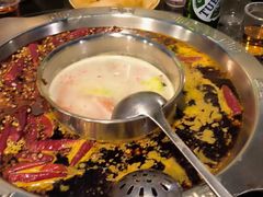 -洞亭火锅(防空洞总店)