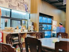 大堂-官塘锋记鱼生·生腌·砂锅粥(牌坊街店)