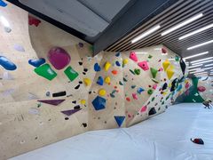 -ROCKPLUS攀岩馆(环宇城店)