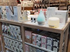 -名创优品(海珠乐峰广场店)