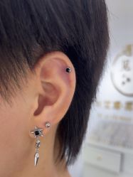 -AI艾耳·专业手工耳洞·穿孔美学馆