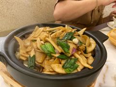 菌菇煲-春家·非遗手工小吃(徐汇万科广场店)