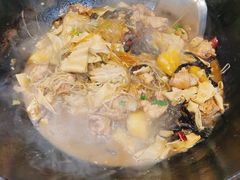 -妈妈家铁锅炖(景诚园综合楼店)