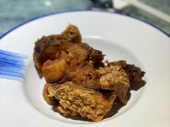本帮熏鱼-侬佳蒸菜馆(听潮店)
