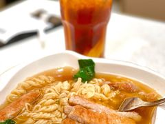 -香港新发烧腊茶餐厅(水围店)