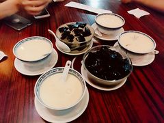 -周大娘牛乳(旧寨古村总店)