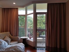 -东莞塘厦三正半山酒店-沙利文西餐厅