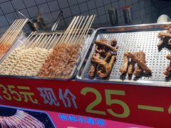 -八一路好吃街(雨田商务大厦店)