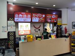 -牛一嘴·兰州牛肉面·大盘鸡(财富中心店)