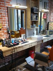 -TIGERBARBERSHOP 老虎男士理发店