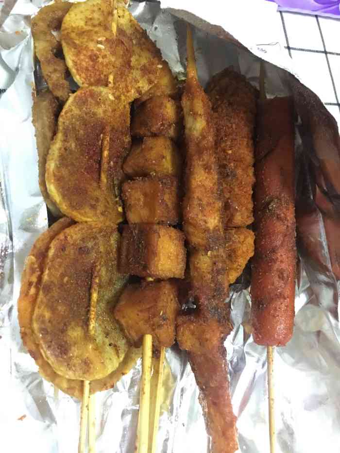 兴哥鱿鱼卷饼61炸串(三元店)-"搬家之后特别想念卷饼,就叫了外卖