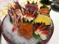 -红鼎豆捞·非遗鲍皇汤火锅(宝丰路店)